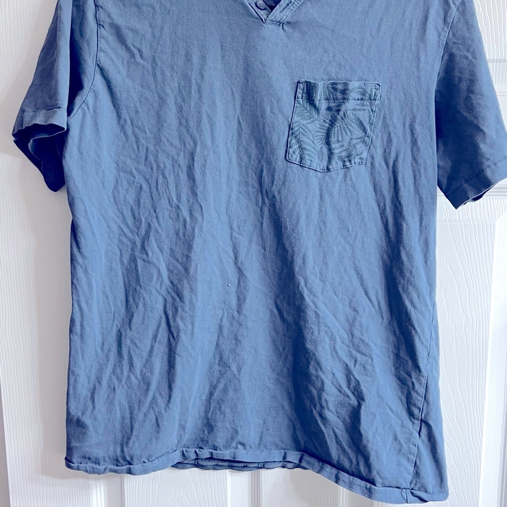 Shirt, with pocket
